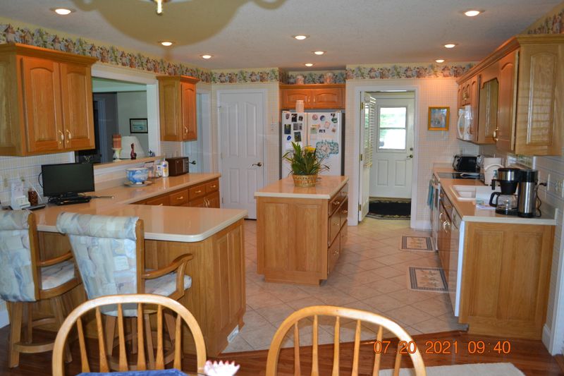 3030 Seminole Loop, Crossville, TN 38572