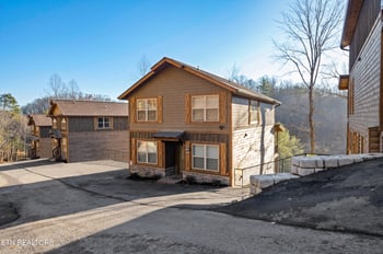 3031 Ridgetop Resort Way, Pigeon Forge, TN 37863