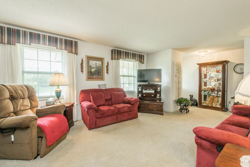 3034 Shadowbrook Dr, Maryville, TN 37803