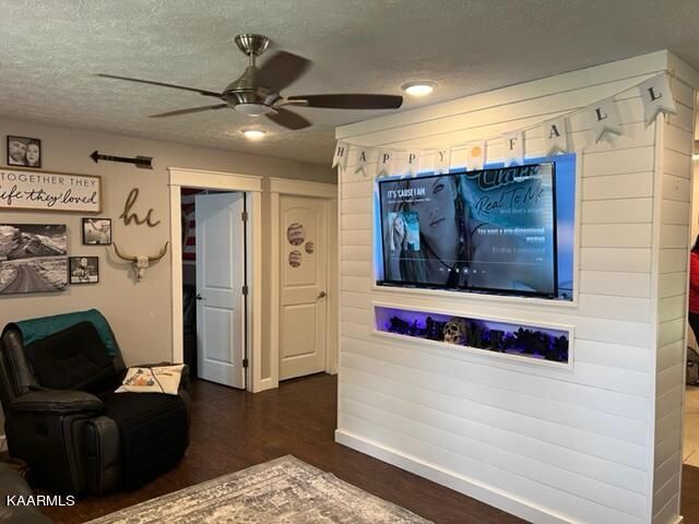 3036 Mutton Hollow Rd, Kodak, TN 37764