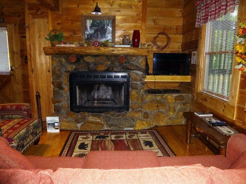 3039 Brothers Way, Sevierville, TN 37862