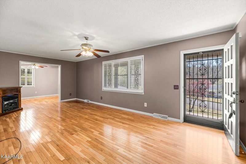 304 Benson Dr, Athens, TN 37303