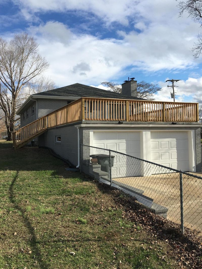 304 Brahman Rd, Kingston, TN 37763
