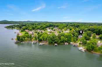 304 Cheestana Way, Loudon, TN 37774