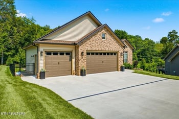 304 Cheeyo Ln, Loudon, TN 37774