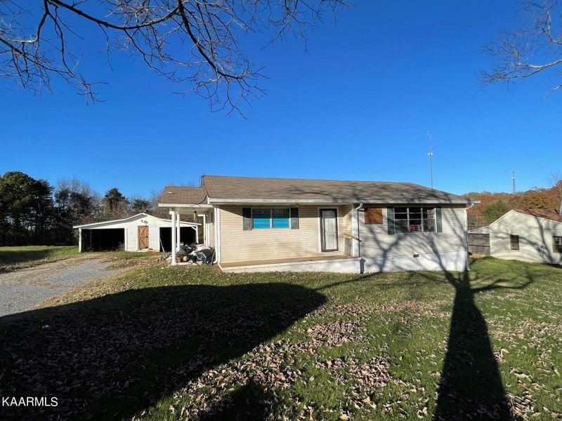 304 Eaves St, Athens, TN 37303