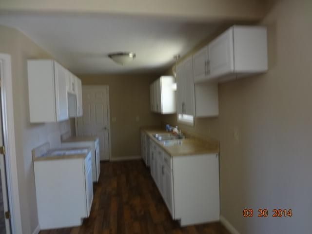 304 El Jon Ln, Kingston, TN 37763