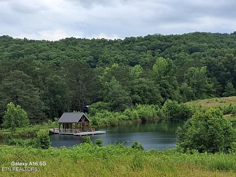 304 Enclave Way, Kingston, TN 37763