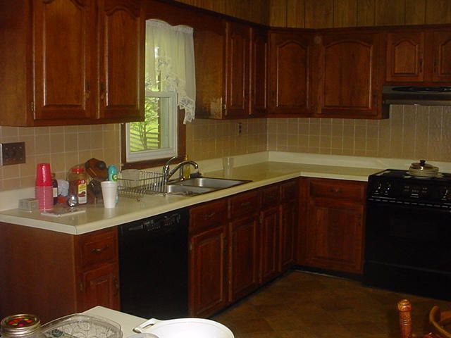 304 Lake Ln, Caryville, TN 37714