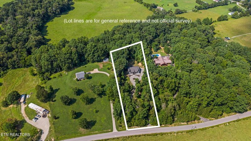 304 Lees Chapel Rd, Sweetwater, TN 37874