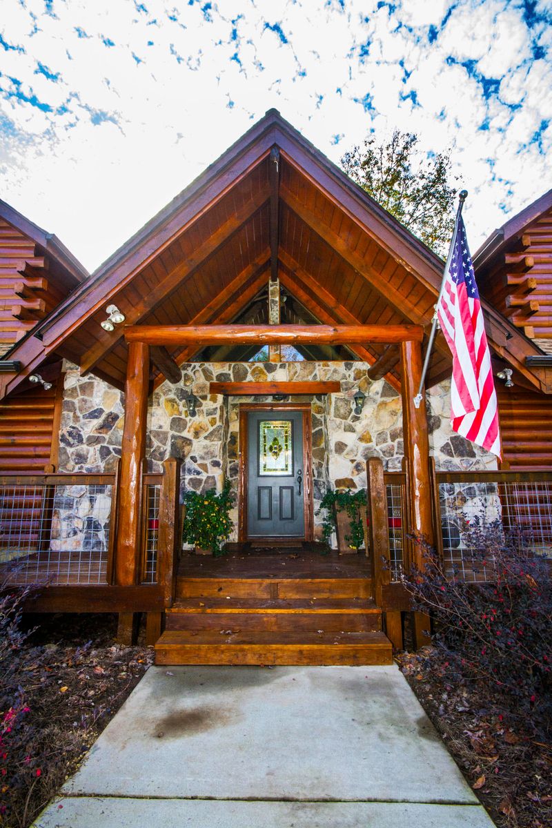 304 Piute Pl, Loudon, TN 37774