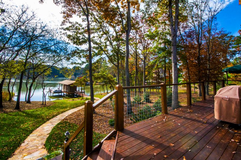 304 Piute Pl, Loudon, TN 37774