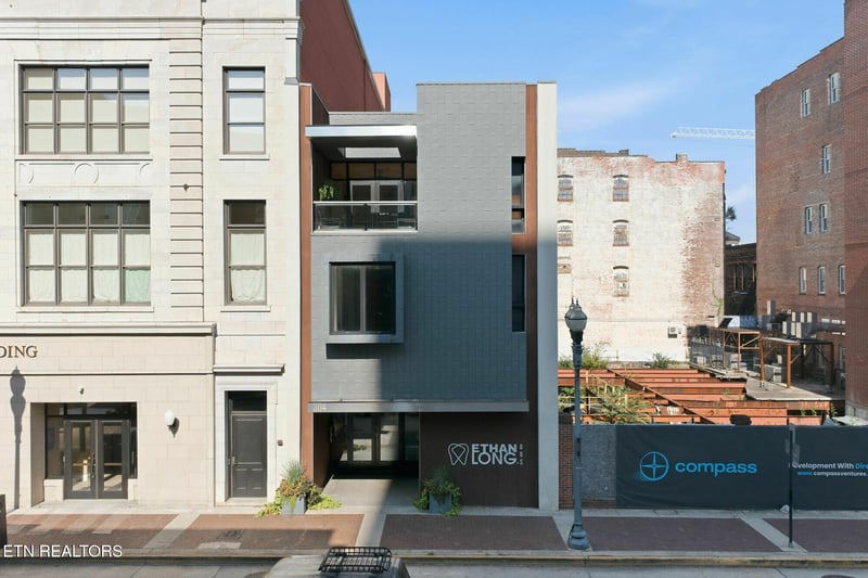304 S Gay St, Knoxville, TN 37902