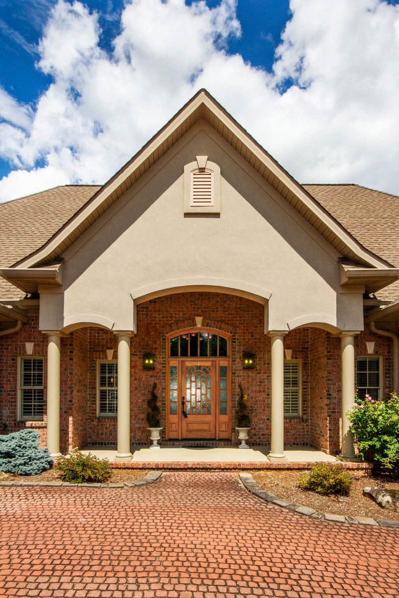 304 Seneca Tr, Loudon, TN 37774
