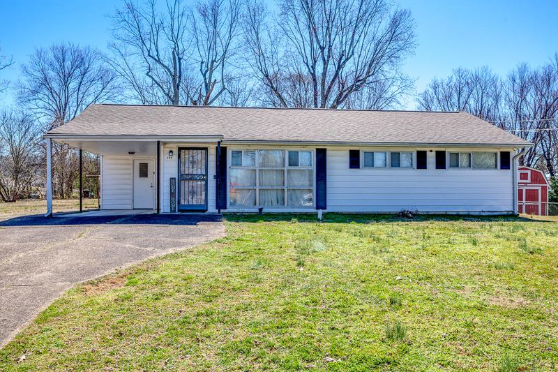 304 Sky Dr, Knoxville, TN 37912