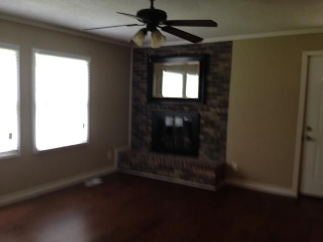 304 Woodhaven Ln, Clinton, TN 37716
