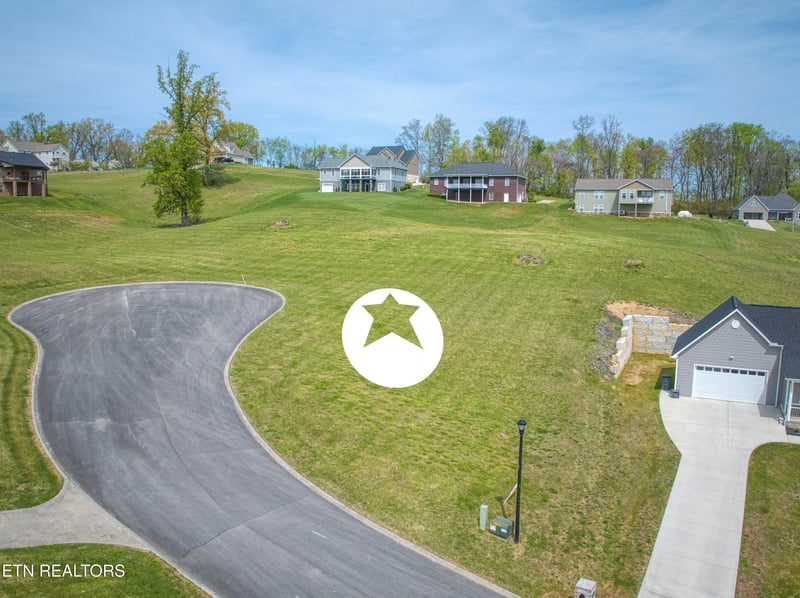 3040 Hayden Ct, Morristown, TN 37814