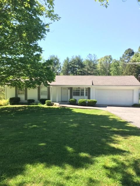 3040 Meadowview Dr, Kingston, TN 37763