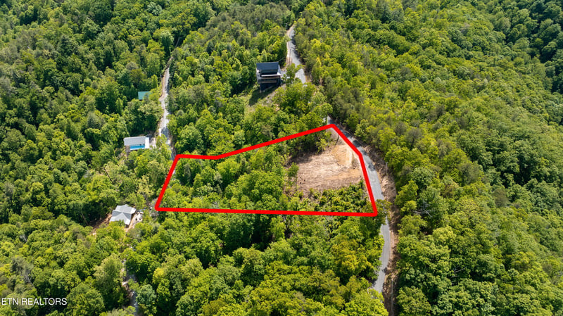 3043 Hatcher Top Rd, Sevierville, TN 37862