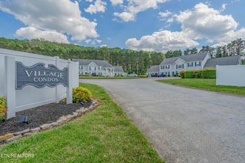 3043 Lee Hwy, Athens, TN 37303