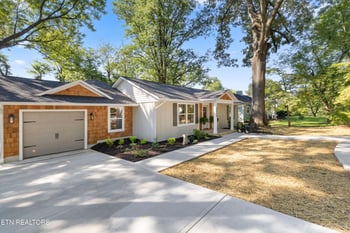 3044 Kenilworth Ln, Knoxville, TN 37917