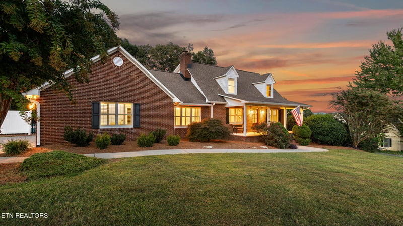 3046 Hawthorne 3046 St, Athens, TN 37303