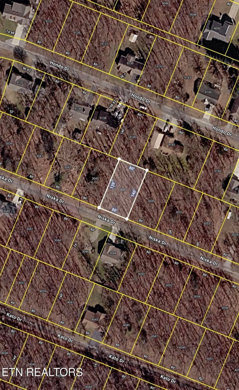 3047 Niska Dr, Crossville, TN 38572