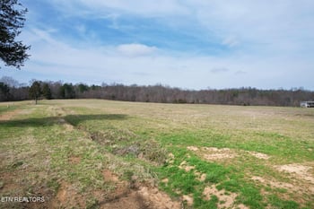 305 County Road 180, Athens, TN 37303