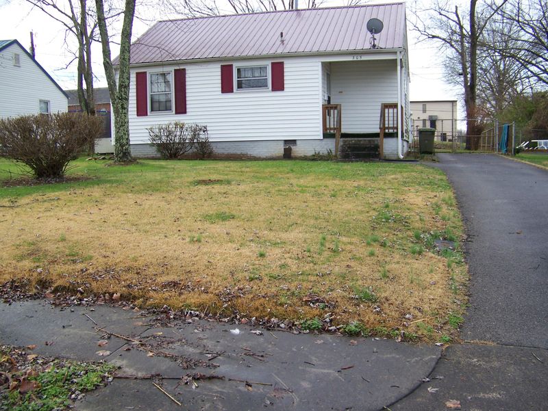 305 Eighth St, Maryville, TN 37804