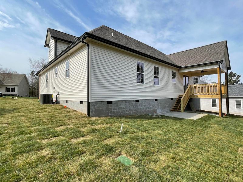 305 Elokwa Ln, Loudon, TN 37774