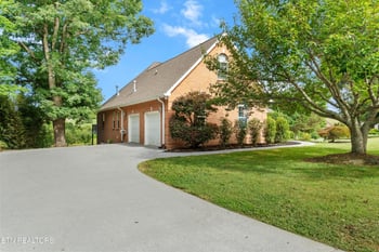 305 Pollys Way, Maryville, TN 37801