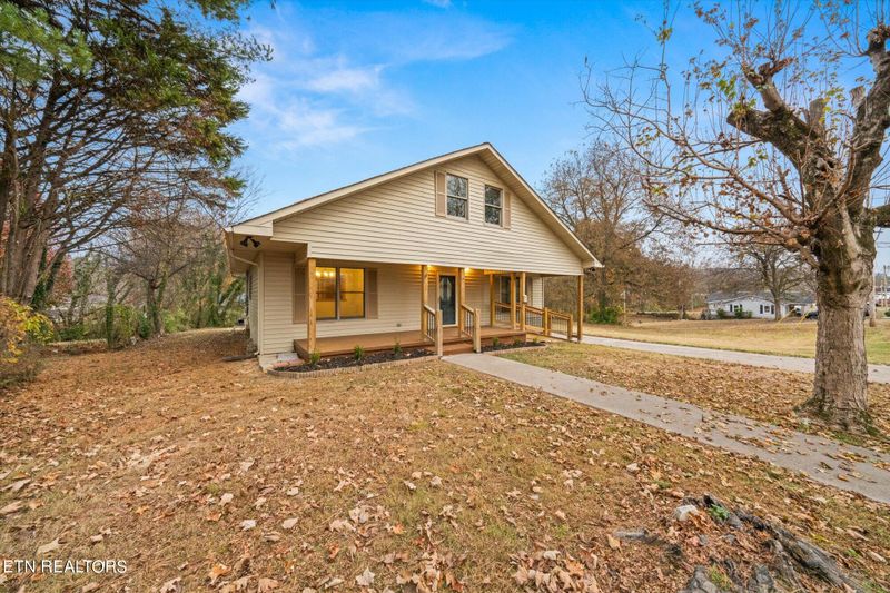305 Wilkins Ave, Etowah, TN 37331