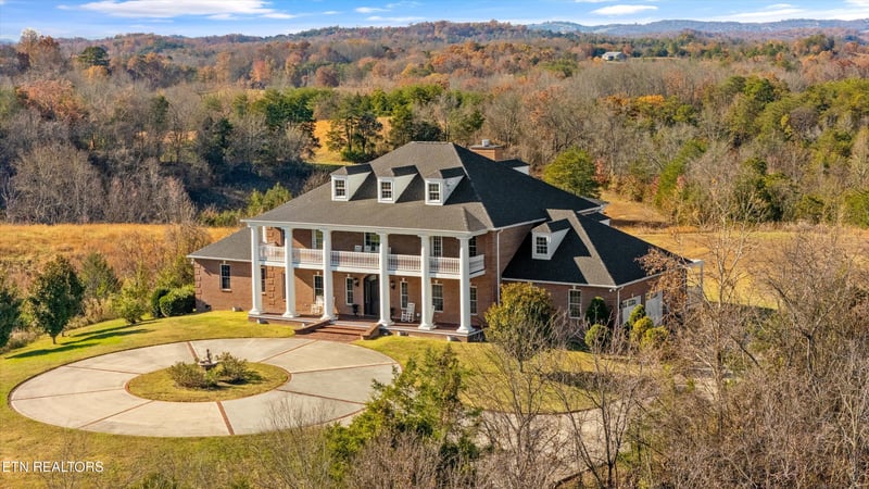 3050 Sims Rd, Sevierville, TN 37876
