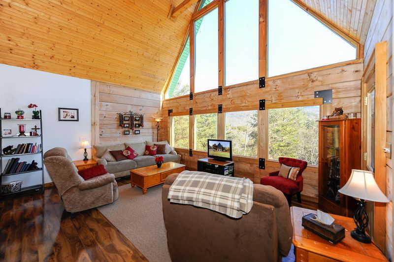 3051 Knouff Dr, Maryville, TN 37804
