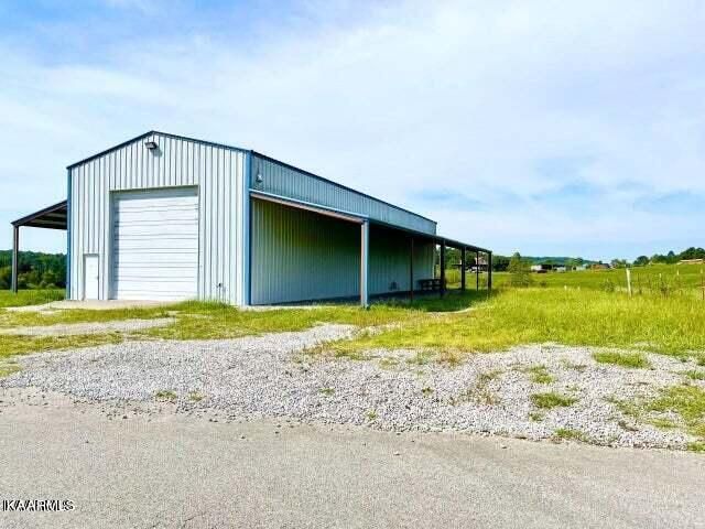 3055 Kingtown Rd, Winfield, TN 37892