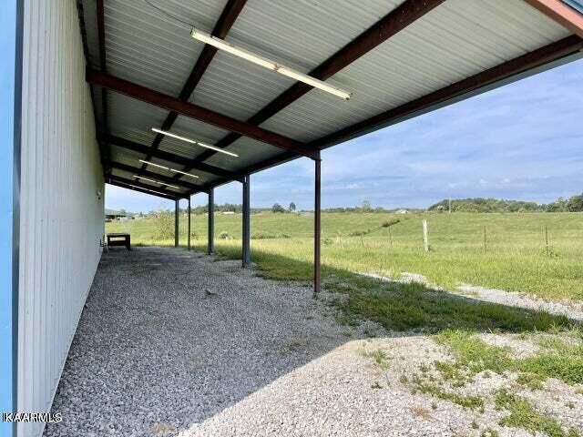 3055 Kingtown Rd, Winfield, TN 37892