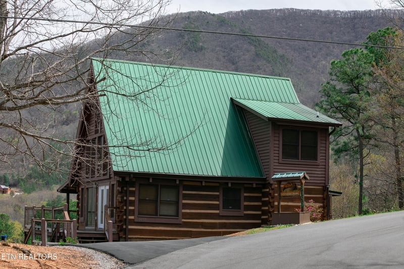 3059 Perry Circle & Lot 11 Ln, Sevierville, TN 37862
