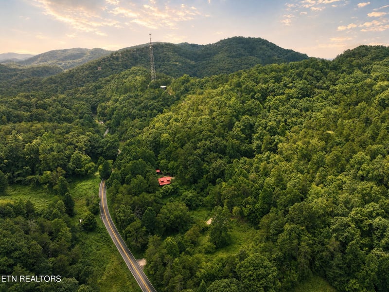 3059 Pittman Center Rd, Sevierville, TN 37876