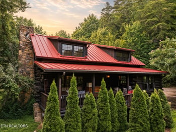 3059 Pittman Center Rd, Sevierville, TN 37876