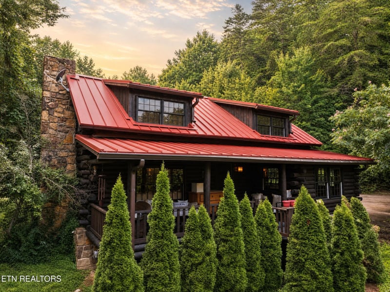 3059 Pittman Center Rd, Sevierville, TN 37876
