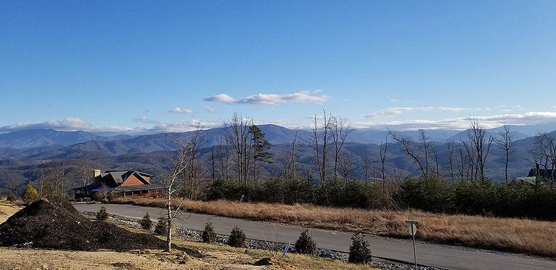 3059 Smoky Bluff Tr, Sevierville, TN 37862