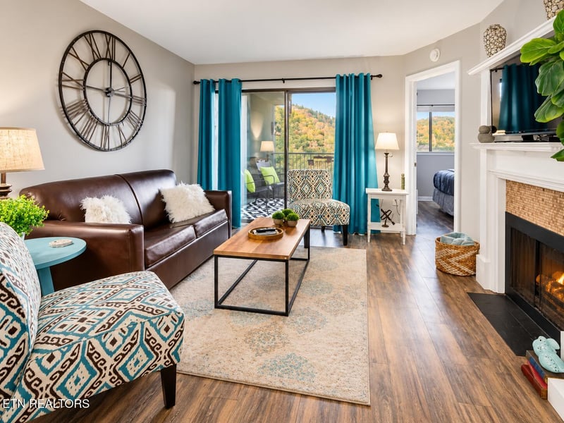 306 Baskins Creek Rd #207, Gatlinburg, TN 37738