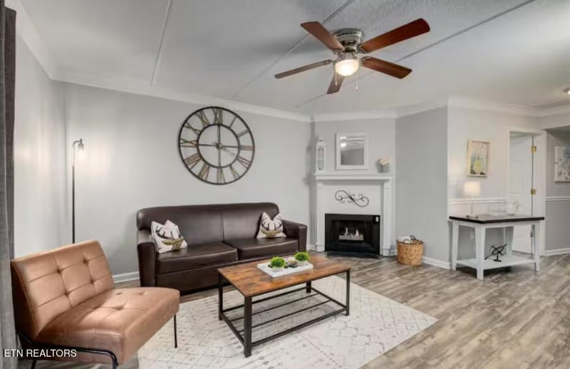 306 Baskins Creek Rd #402, Gatlinburg, TN 37738