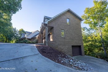 306 Teague Ln, Sevierville, TN 37862