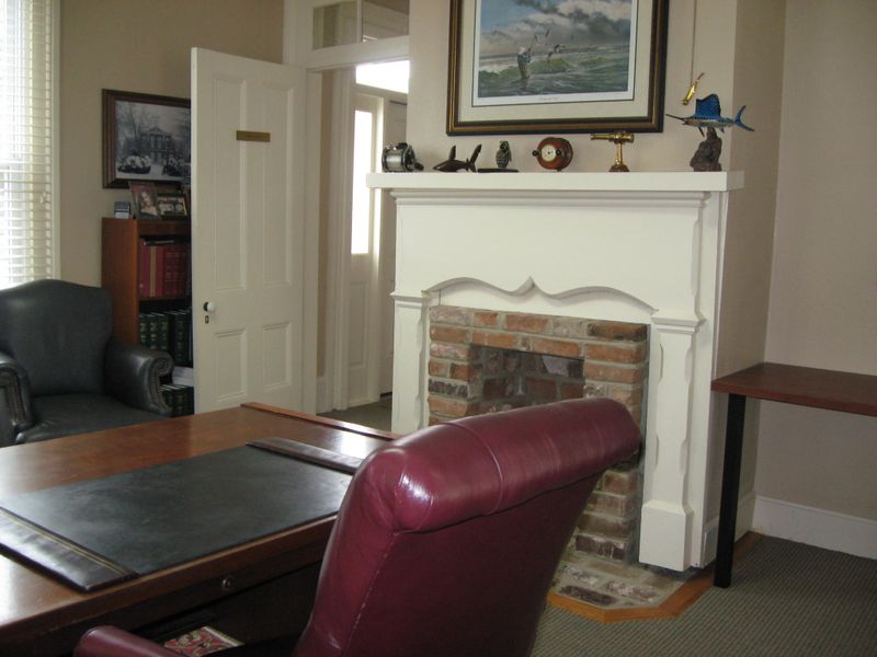 306 Wharf St, Loudon, TN 37774