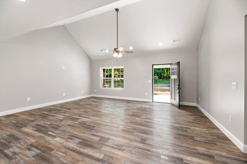 306 Wickcliffe Ct, Sevierville, TN 37876