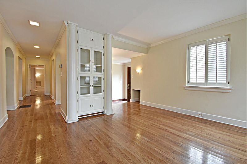 3065 Kingston Pike #7, Knoxville, TN 37919