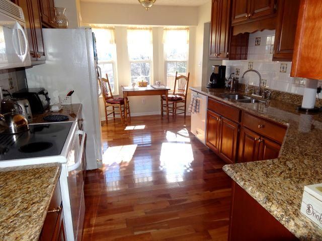 3065 Sugarwood Dr, Kodak, TN 37764