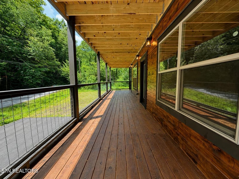 3066 N Clear Fork Rd, Sevierville, TN 37862