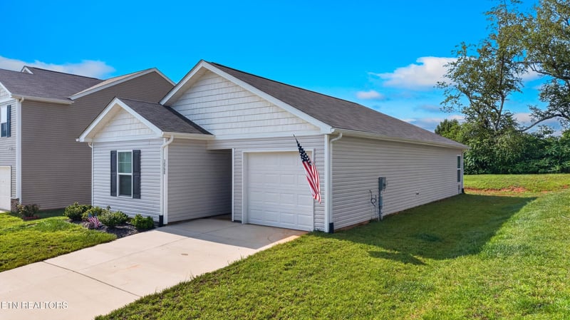 3068 Nicole Cir, Morristown, TN 37814